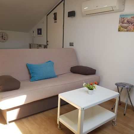 Apartamentos Momas La Casa De Mama Малага Екстериор снимка
