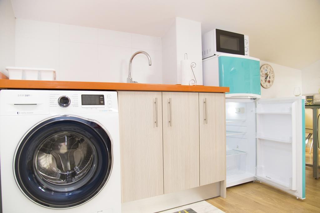 Apartamentos Momas La Casa De Mama Малага Екстериор снимка