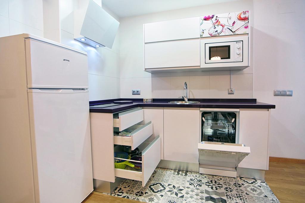 Apartamentos Momas La Casa De Mama Малага Екстериор снимка