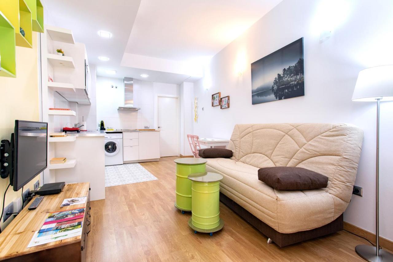 Apartamentos Momas La Casa De Mama Малага Екстериор снимка